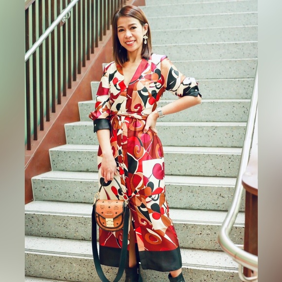 New Zara Satin Effect Floral Dress - 9073/303 - Picture 12 of 14